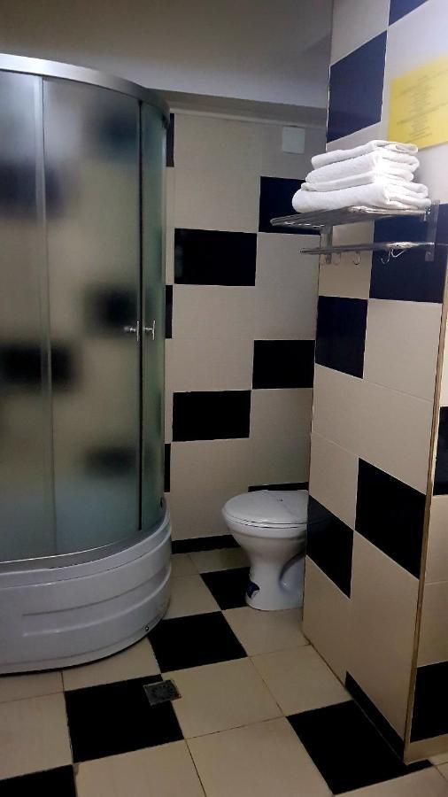 Asia Hotel Targu Jiu Bagian luar foto