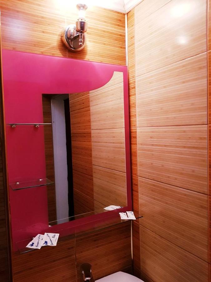 Asia Hotel Targu Jiu Bagian luar foto